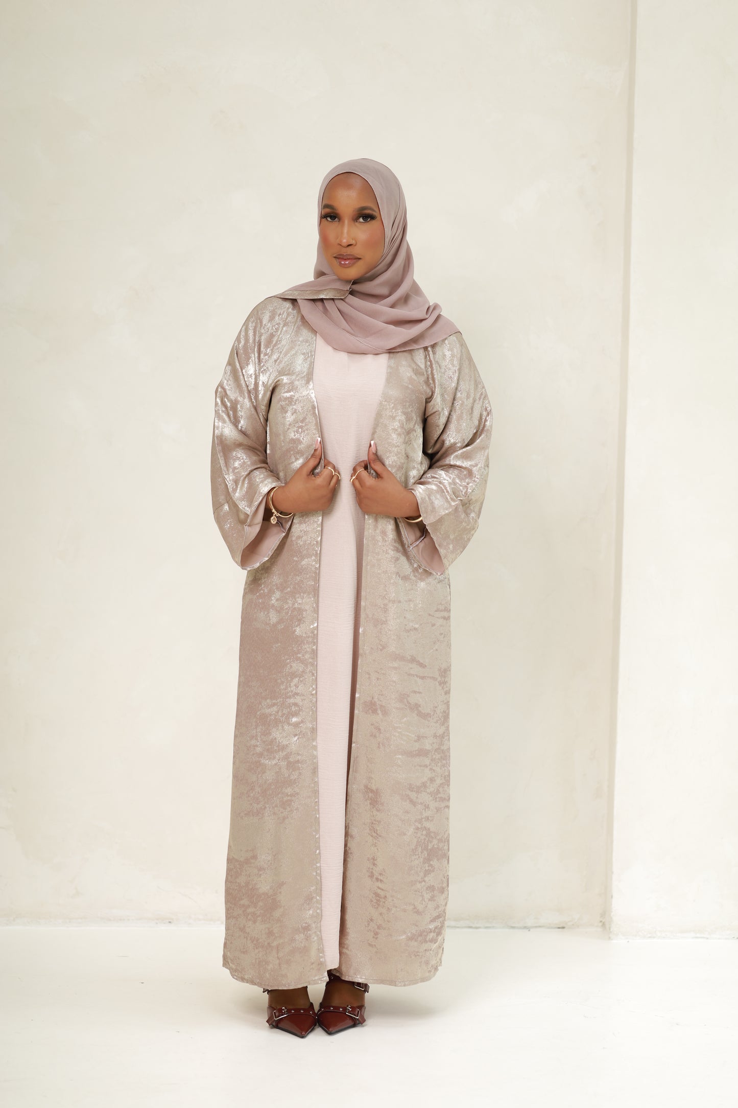 Sapphireh Abaya